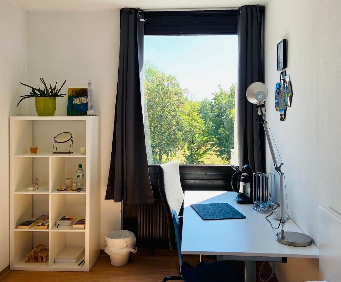 Private Room With Free Parking Koblenc Exteriér fotografie